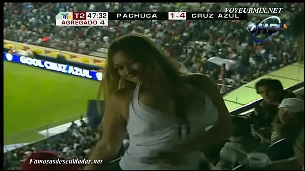 Εμφάνιση Soccer Fan with Bouncy Boobs βίντεο δίσκου