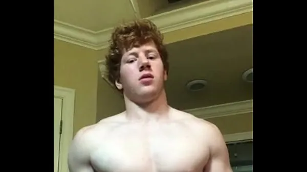 Εμφάνιση hot young redhead βίντεο δίσκου