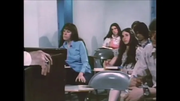 Show Teenage Chearleader - 1974 drive Videos