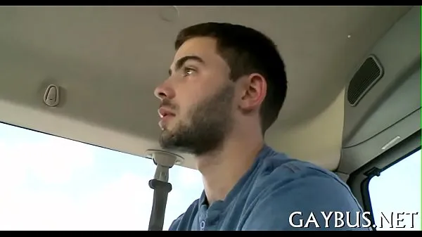 Toon Explicit and sexy gay fucking Drive-video's