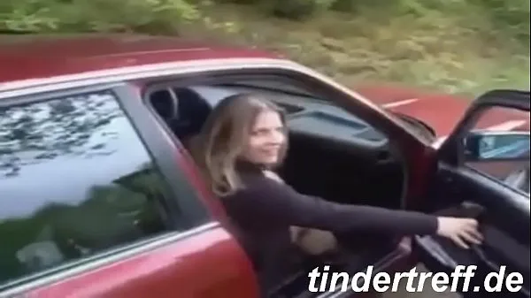 Afficher Daughter in the car - find me at tinderreff vidéos Drive