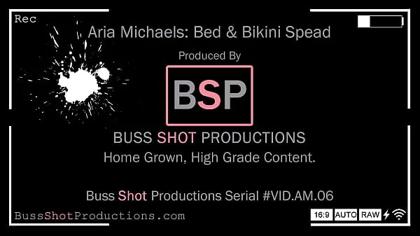 AM.06 Aria Michaels Bed & Bikini Spread Preview 드라이브 동영상 표시