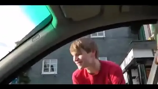 German Mom Loves To Fuck With Young Boy Drive-videók megjelenítése