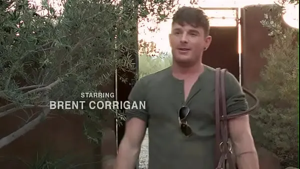 Mostra Brent Corrigan trova Osch Weldon che suona la sua chitarravideo di guida