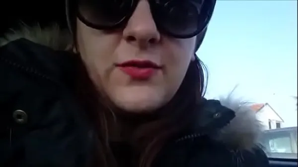 Afficher Je me venge de mon ex-amoureux en apportant une bouteille remplie de pisse à une église vidéos Drive