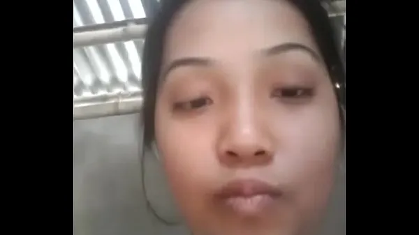 Tampilkan Desi video berkendara