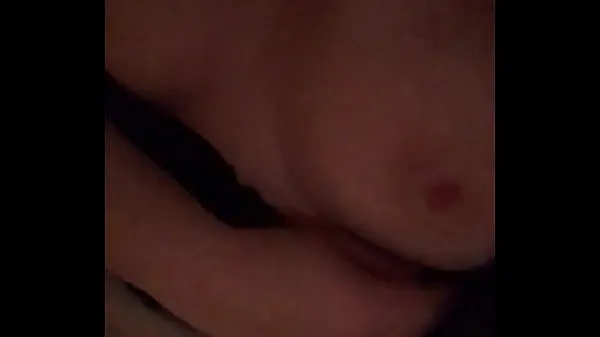 Zobrazit videa z disku Slapping my tits