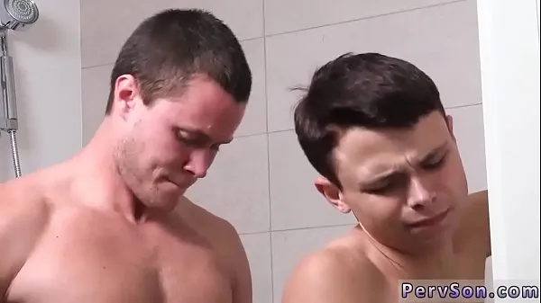 Tunjukkan Nice small cute boys penis gay Little Austin doesn't observe his Video drive