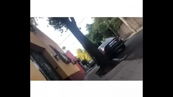 Cruising Cdmx-Chacal takes his cock out in the middle of the street ڈرائیو ویڈیوز دکھائیں