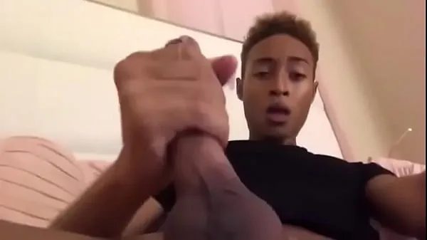 Vis black twink cum drevvideoer