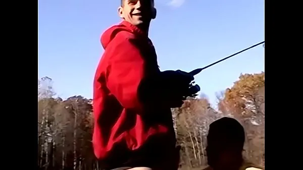 Vis Fisherman blown by naughty in the outdoors drive-videoer