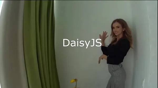 Zobrazit videa z disku Daisy JS high-profile model girl at Satingirls | webcam girls erotic chat| webcam girls