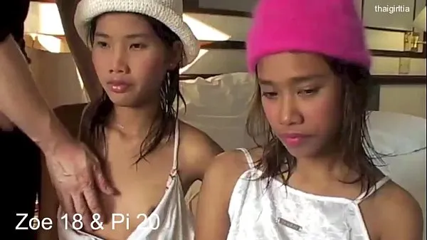 Zoe 18 und Pi 19 haben Spaß daran, im Hotelbad einen steifen Schwanz zu lutschenFahrvideos anzeigen