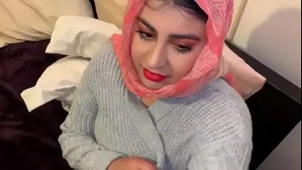 Afficher jeune gars musulman faisant le sexe oral vidéos Drive