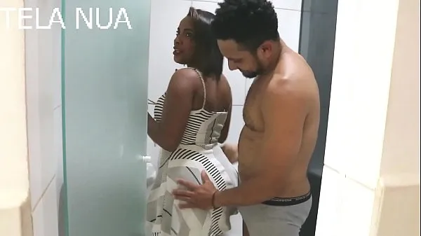 Toon MAIS UMA NEGRA RABUDA QUERENDO FUDER COM UM ATOR PAUZUDO com SAMIRA FERRAZ (Continua no RED Drive-video's