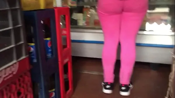 Zobrazit videa z disku Big ass mature in pink leggings