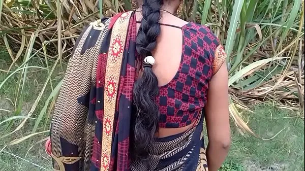 Afficher Desi Village fille chaude vidéo de sexe en plein air vidéos Drive